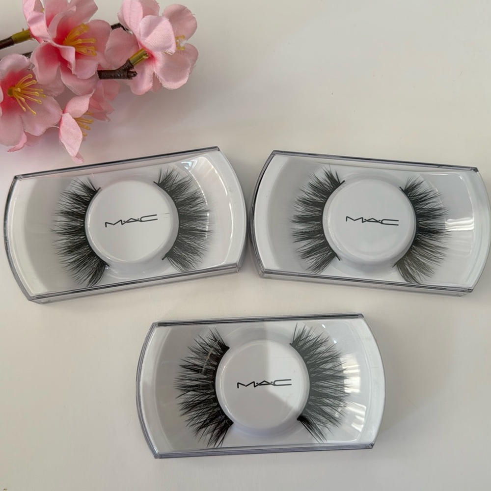 MAC Cosmetics dramatic eyelash bundle set of 3 brand new 89 Megastar Lash and 75